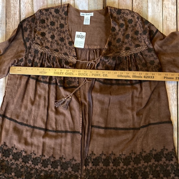 NWT Indigo Thread Co 1X overlay boho style brown with embroidery, acid wash look - Picture 3 of 11
